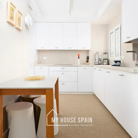 Myhousespain - Centrico Piso Junto A La Playa Appartement