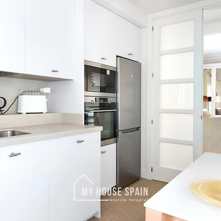 Myhousespain - Centrico Piso Junto A La Playa ヒホン