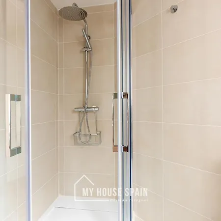 Myhousespain - Centrico Piso Junto A La Playa ヒホン
